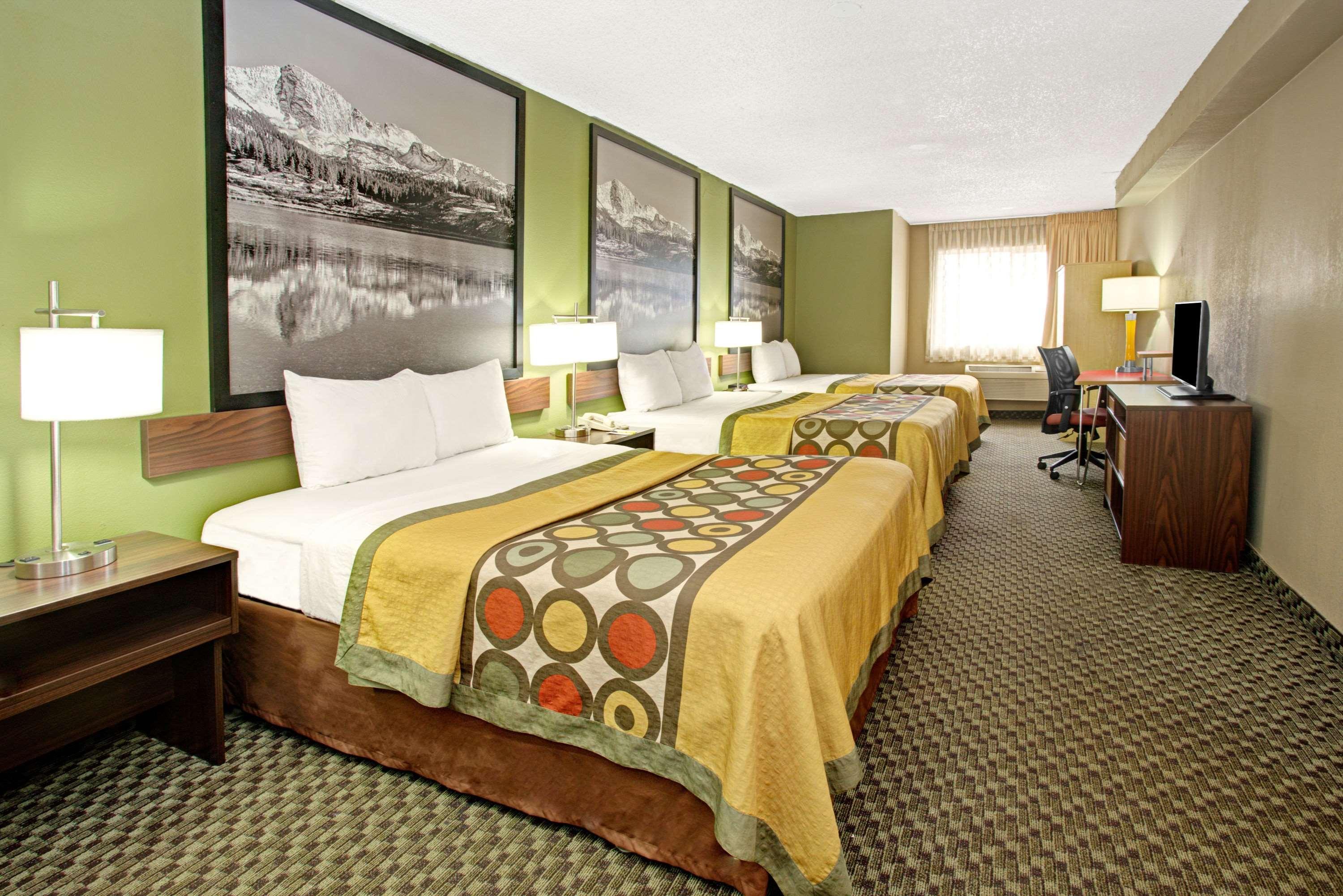 Super 8 By Wyndham Wheat Ridge/Denver West Bagian luar foto